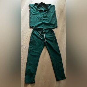 Figs small top and medium bottom